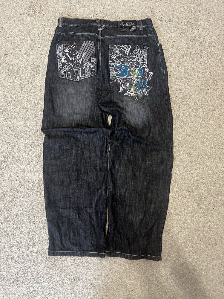 sk8/rep true religion, dc, wu tang, soyth pole, carhartt, fubu