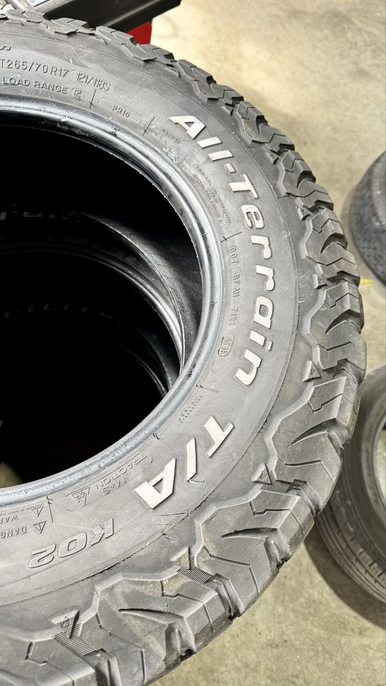 Vendo pneus BFGoodrich AT 265/70 R17