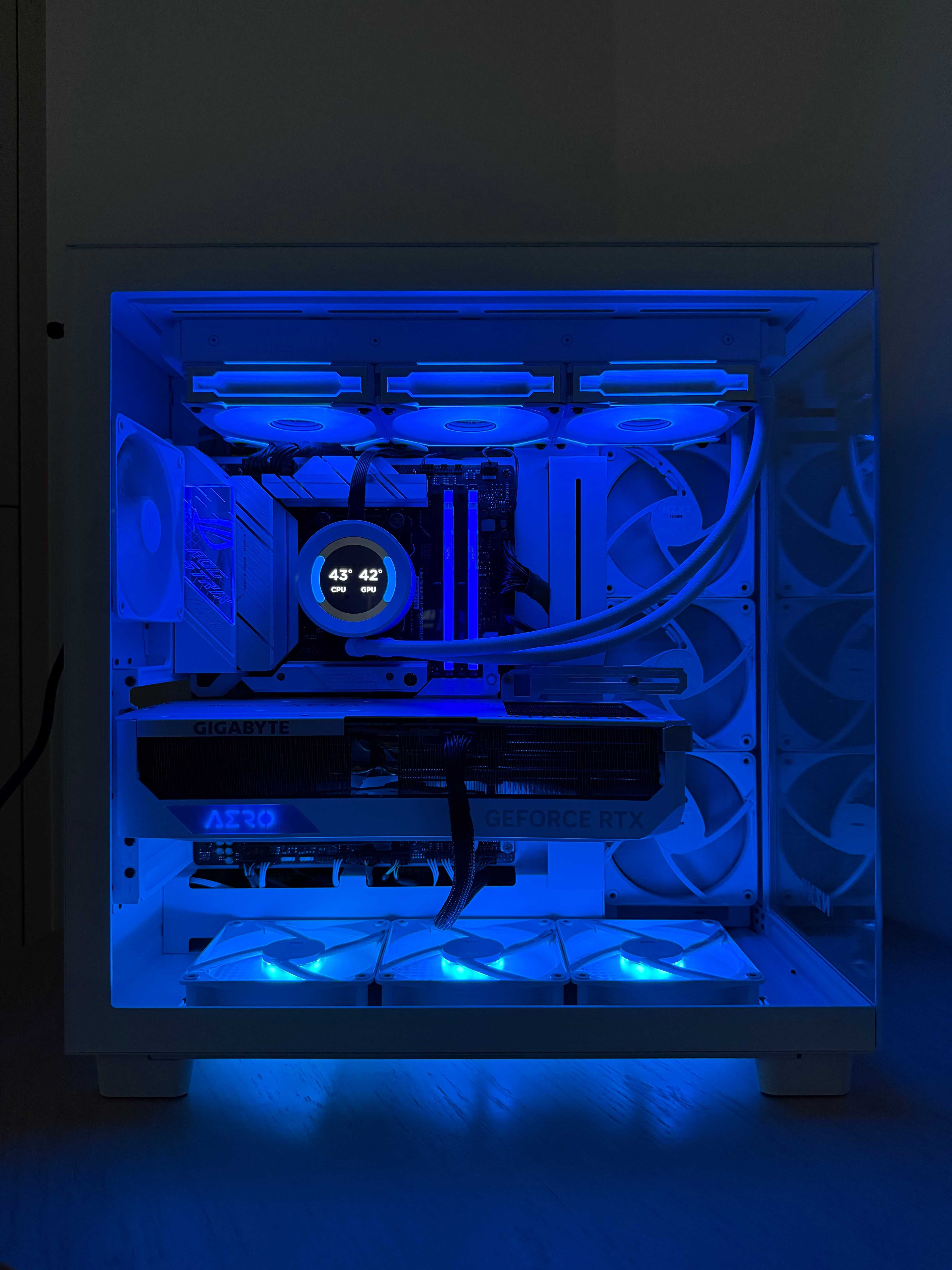 Komputer Ryzen 9 7950X3D | RTX 4090 | 64GB DDR5