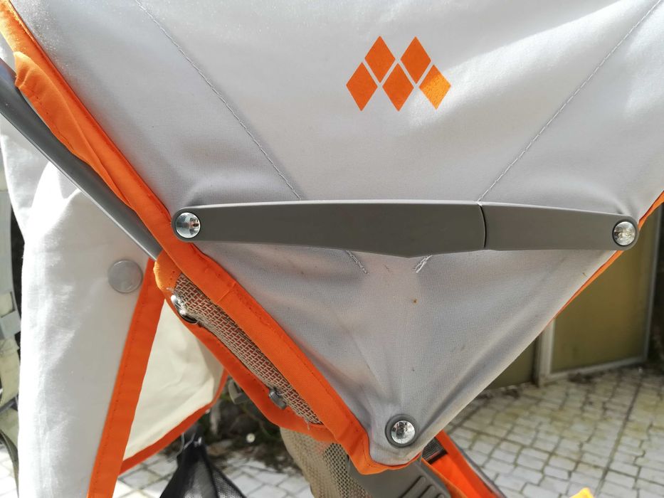 Carrinho bengala Maclaren Volo, leve, como novo