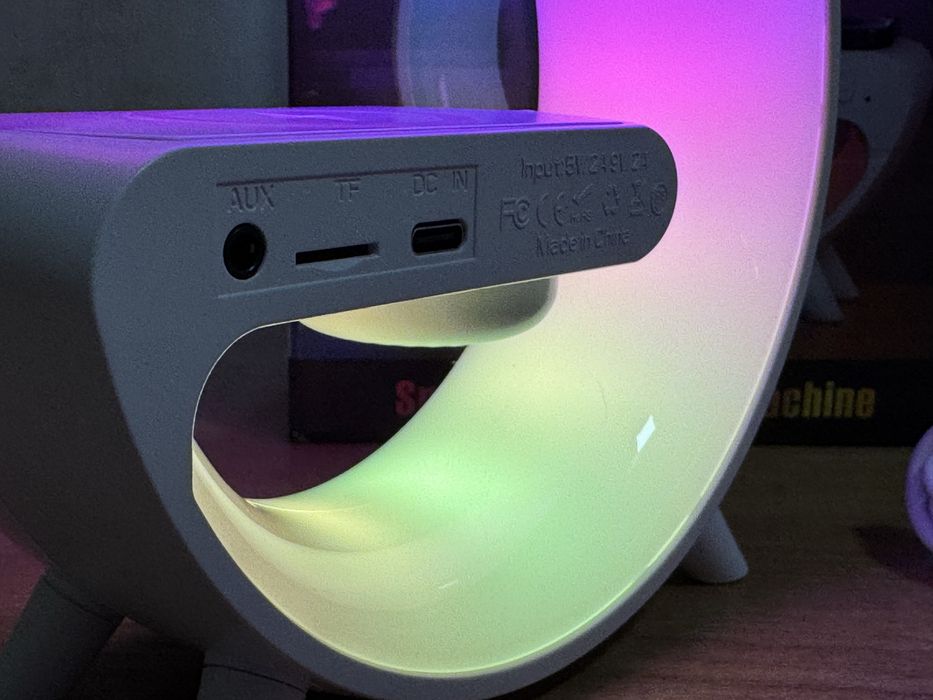 Нічник з rgb підсвіткою, новий