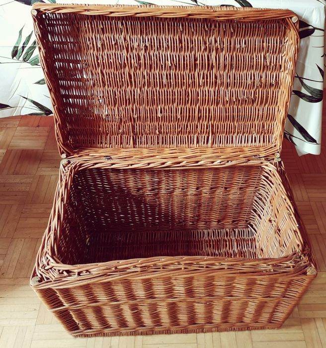 Kosz wiklinowy duży 1 szt.