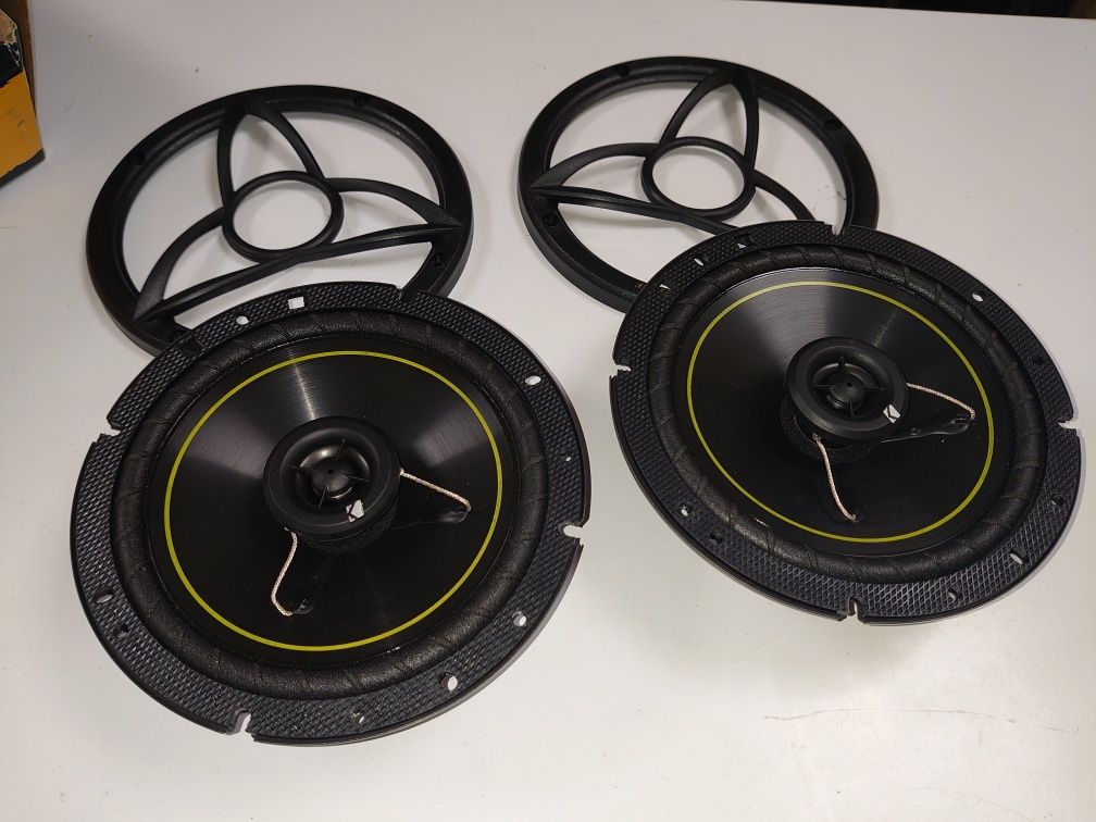 Динамики автомобильные коаксиальные 16,5см. Kicker DS650