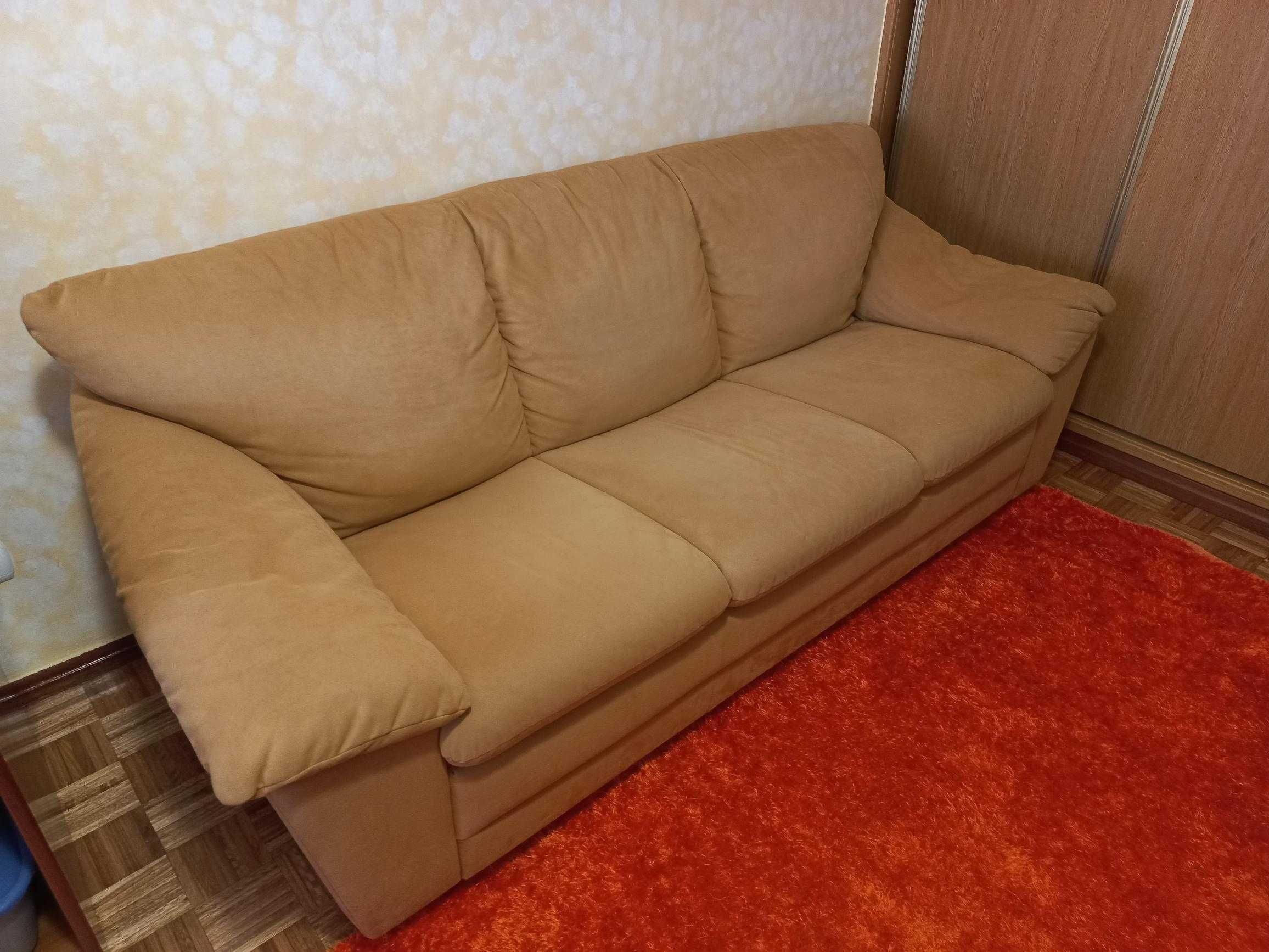 Conjunto Sofás 3 + 2 Lugares Camel em Excelente Estado