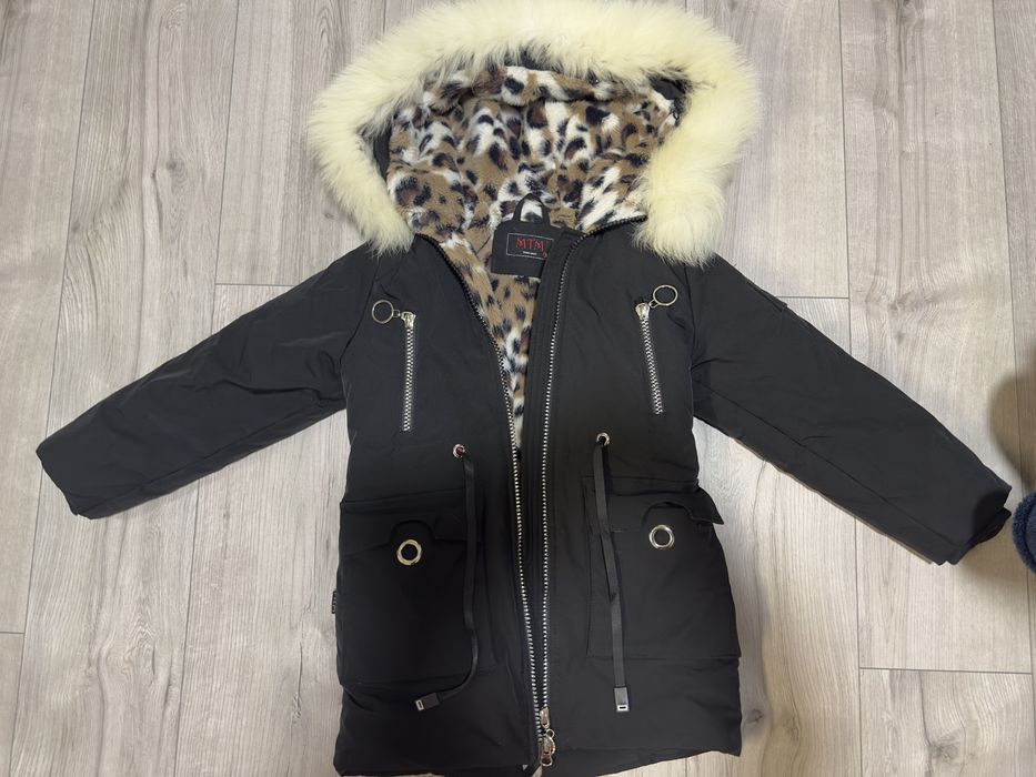 Парка зимова для дівчинки