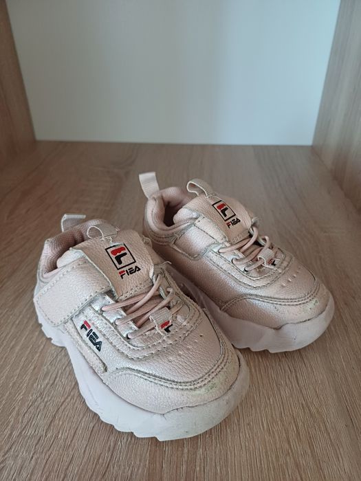 Кроссовки детские 22р