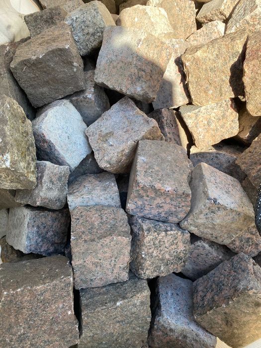 Kostka granitowa używana 1 tona super cena 100 zł tona jak leci