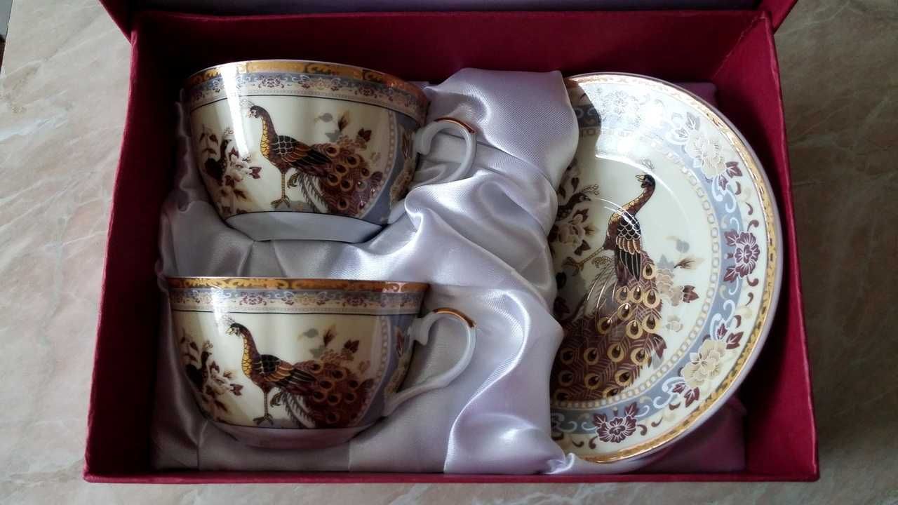 Zestaw 2 filiżanek z japońskiej porcelany