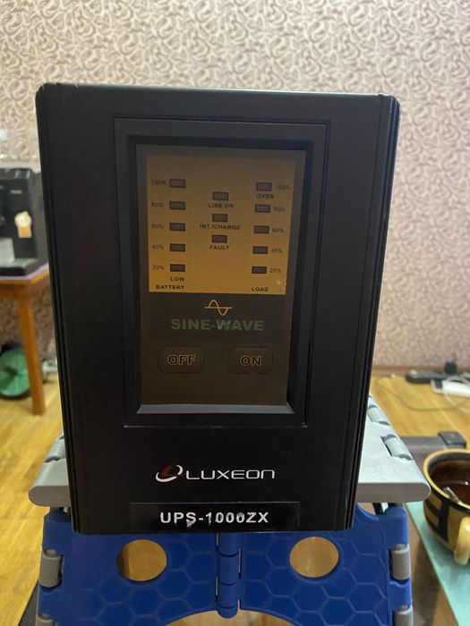 Продам Luxeon UPS-1000zx