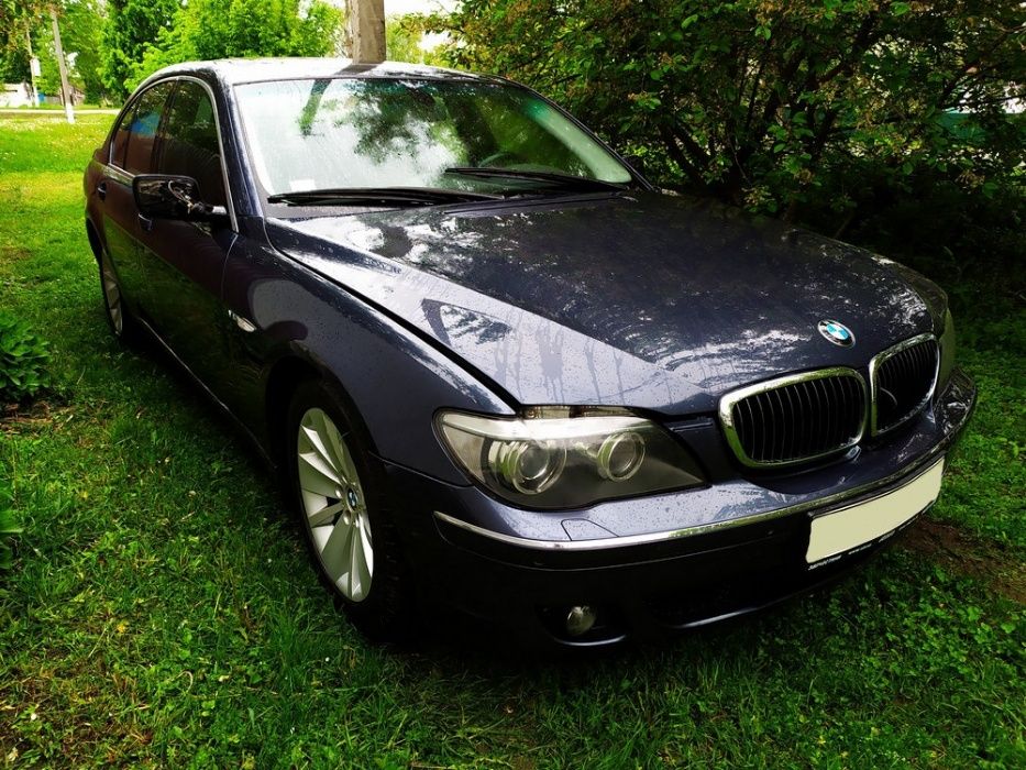 BMW 760 E65 V12 2003