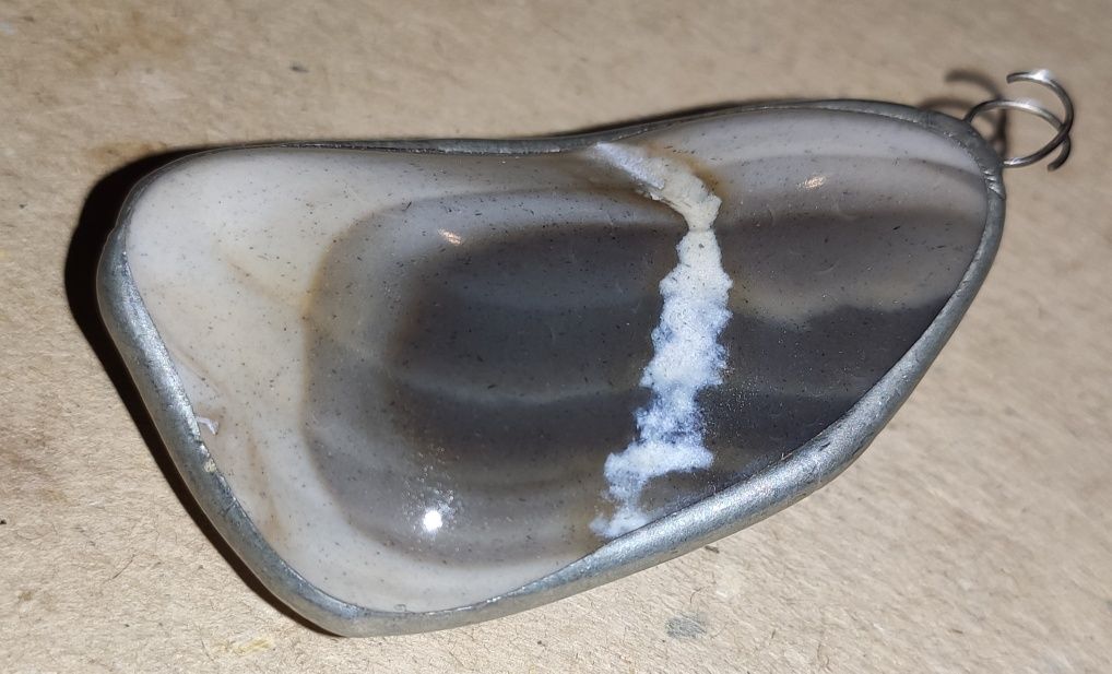 Krzemień pasiasty zawieszka duża wisiorek kamień w metalu