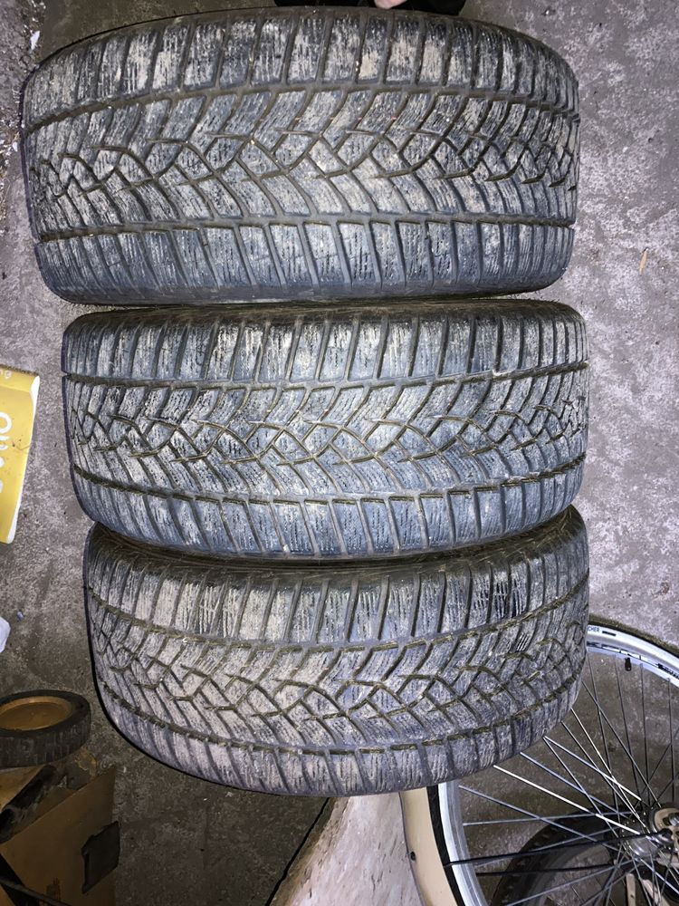 Sprzedam opone zimową 225/40/18 Goodyear Ultra Grip Performance +