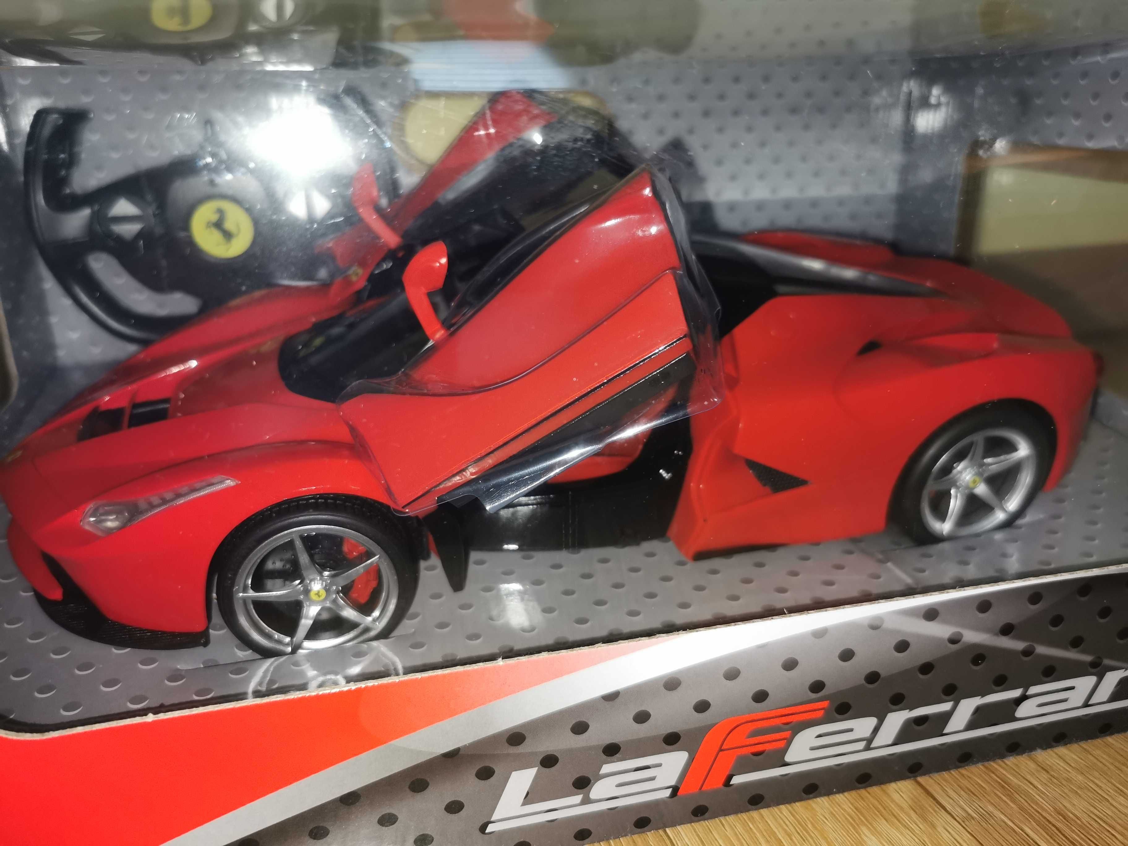 Duży Zdalnie Sterowany samochód czerwone Ferrari Pilot