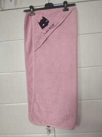 Nowy różowy ręcznik dziecięcy 70/80 cm