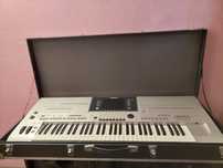 Sprzedam keyboard yamaha tyros 3 plus case dedykowany do instrumentu.