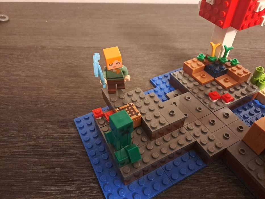 Lego Minecraft Mushroom Island