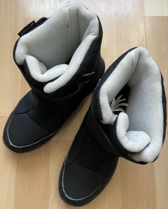 Czarne wodoodporne śniegowce Quechua rozm. 33