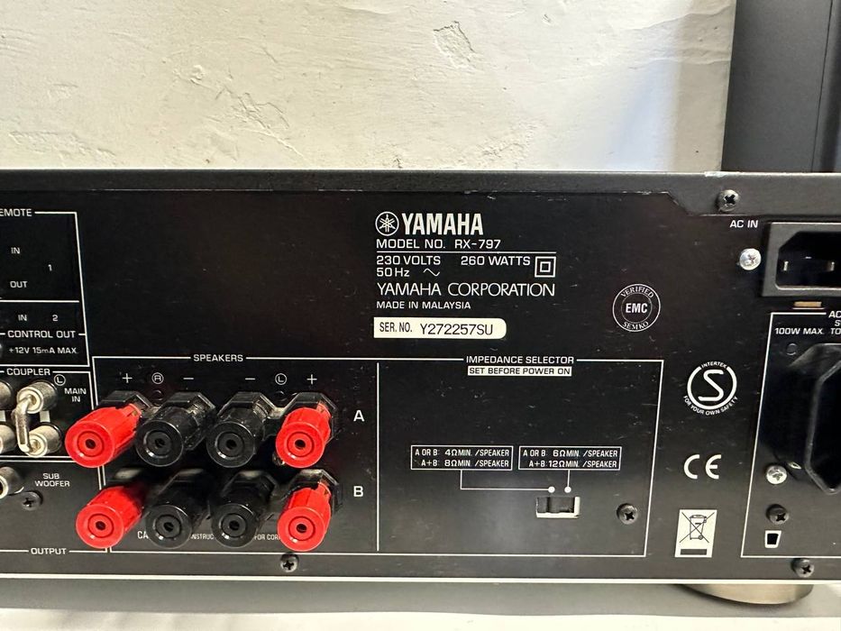 Amplituner stereo Yamaha RX-797, 2*120 Watt, CD Direct AMP