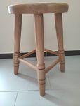 Taboret drewniany. 38 szt.