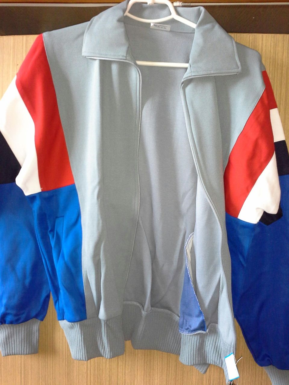 Новый р 50 ( XL) костюм