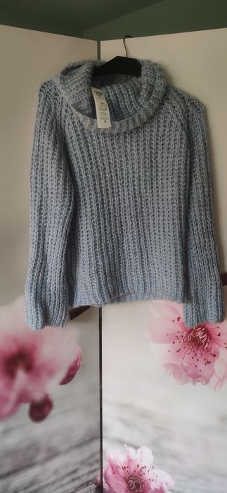 Nowy sweterek golf niebieski