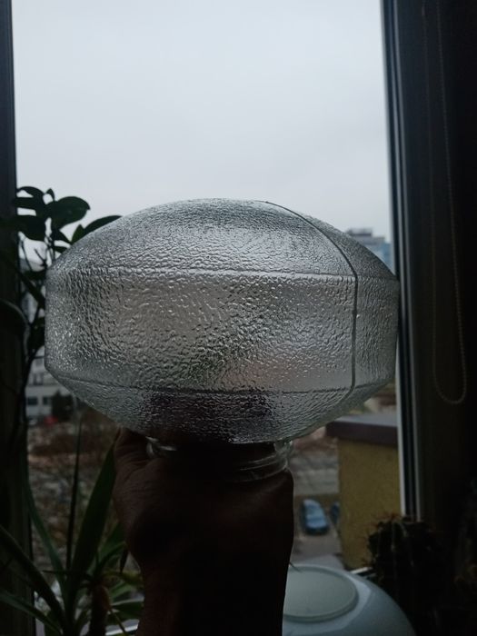 Stary klosz do lamp zewnętrznych