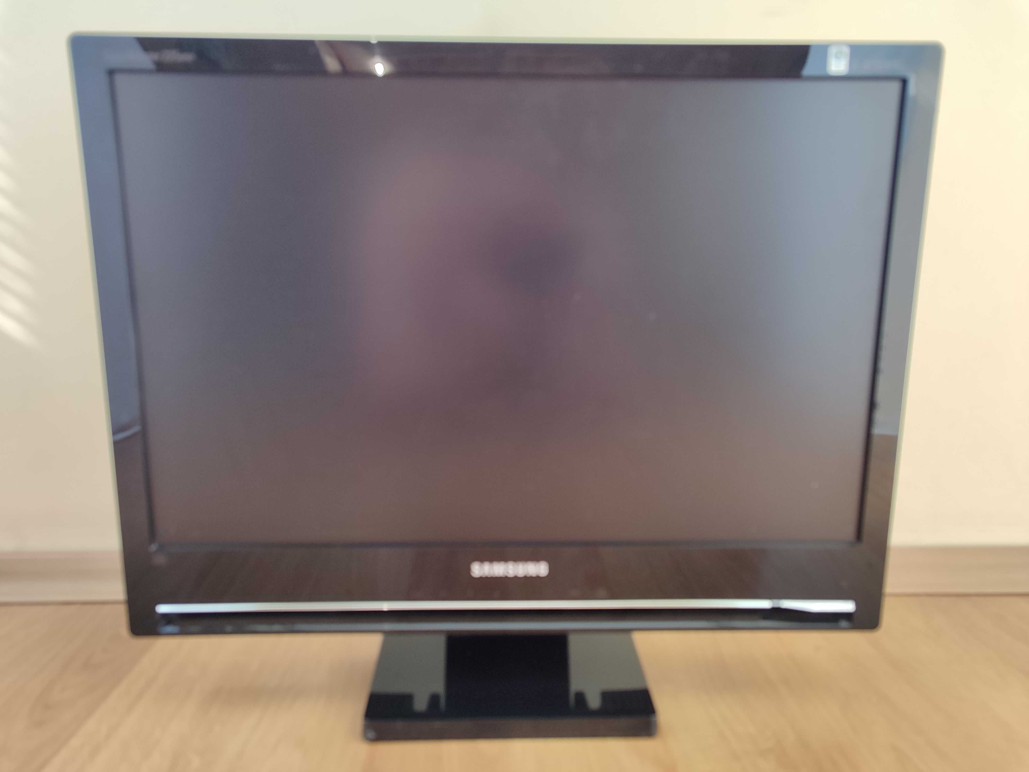 Монітор 22" Samsung 225MW TV тюнером