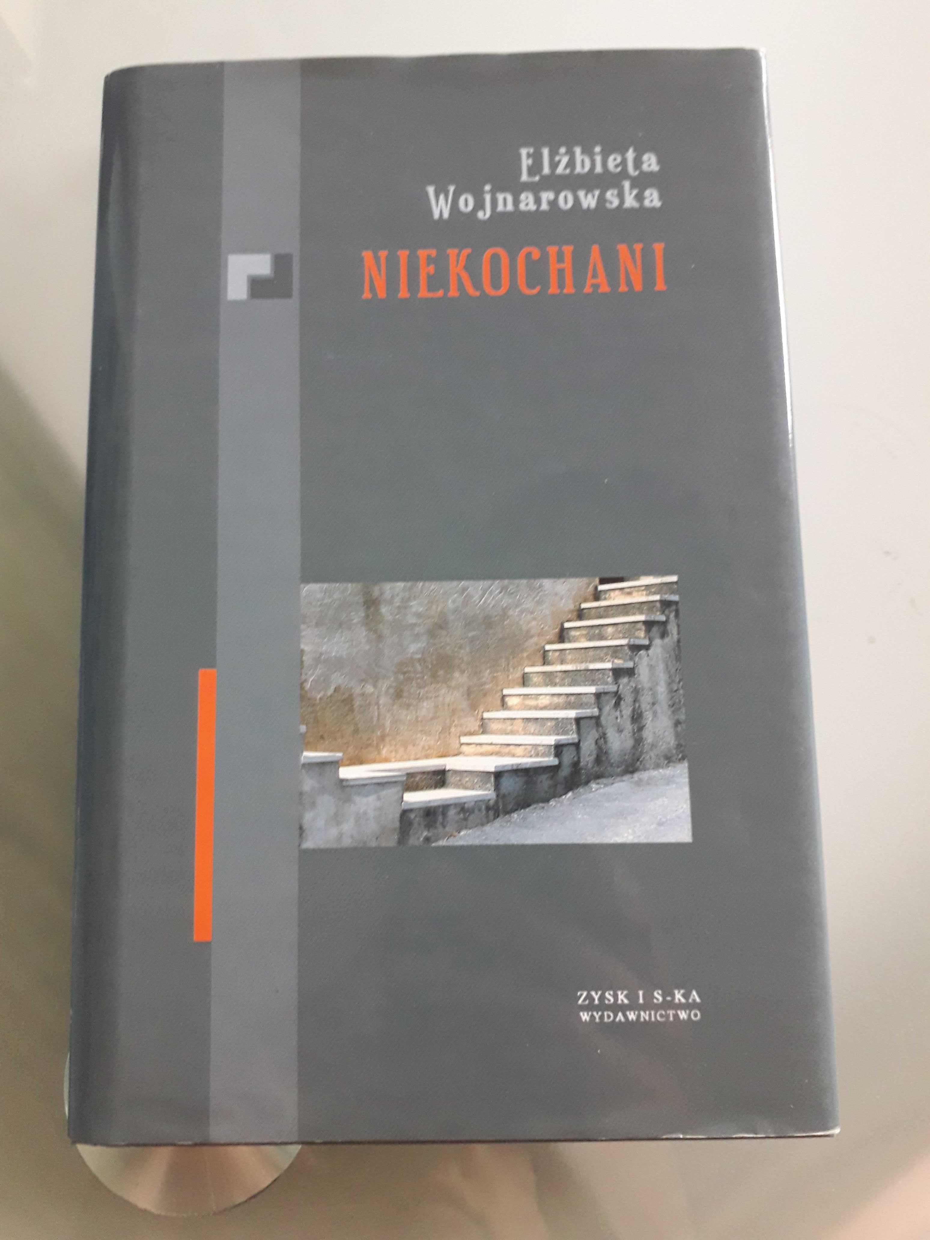 Niekochani Elżbieta Wojnarowska
