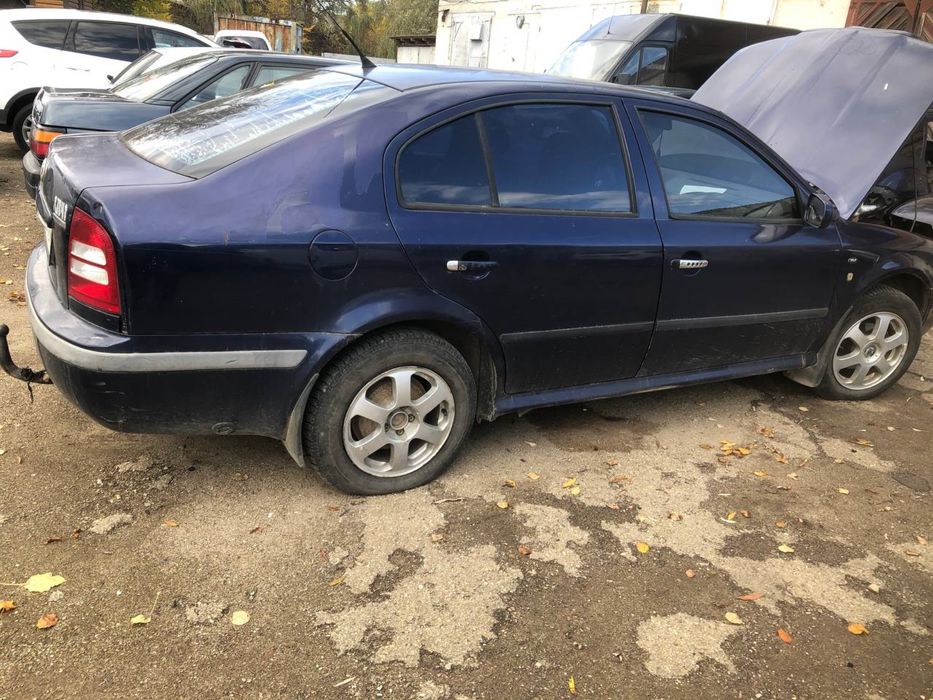 Skoda Octavia Tour 2002 1.6 газ бензин