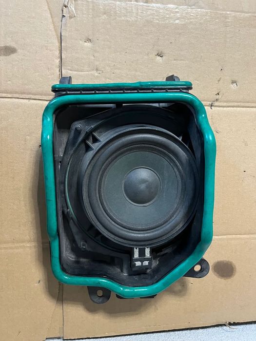 BMW G30 G31 G11 GŁOŚNIK NISKOTONOWY PRAWY 9395862