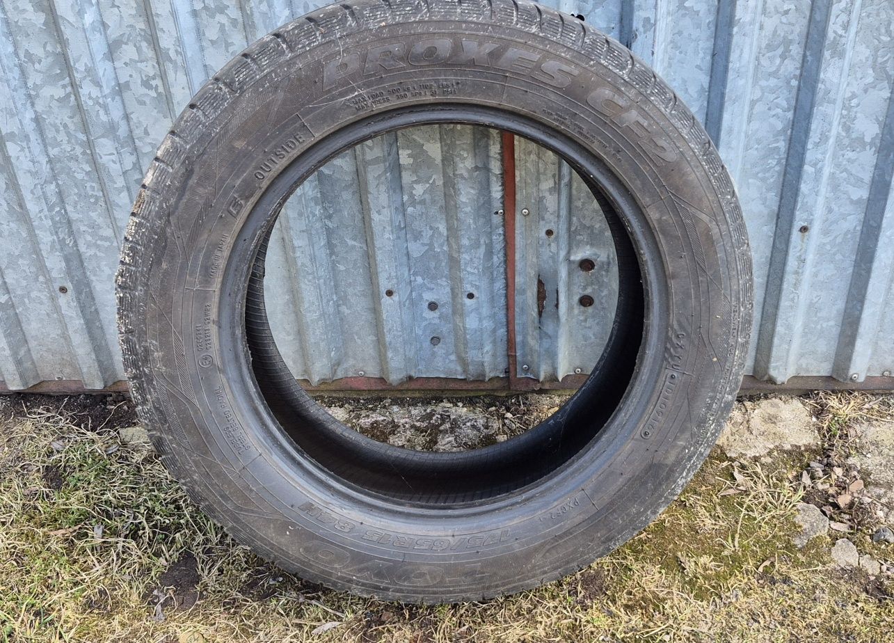 Komplet opon letnich toyo 175/65 R15