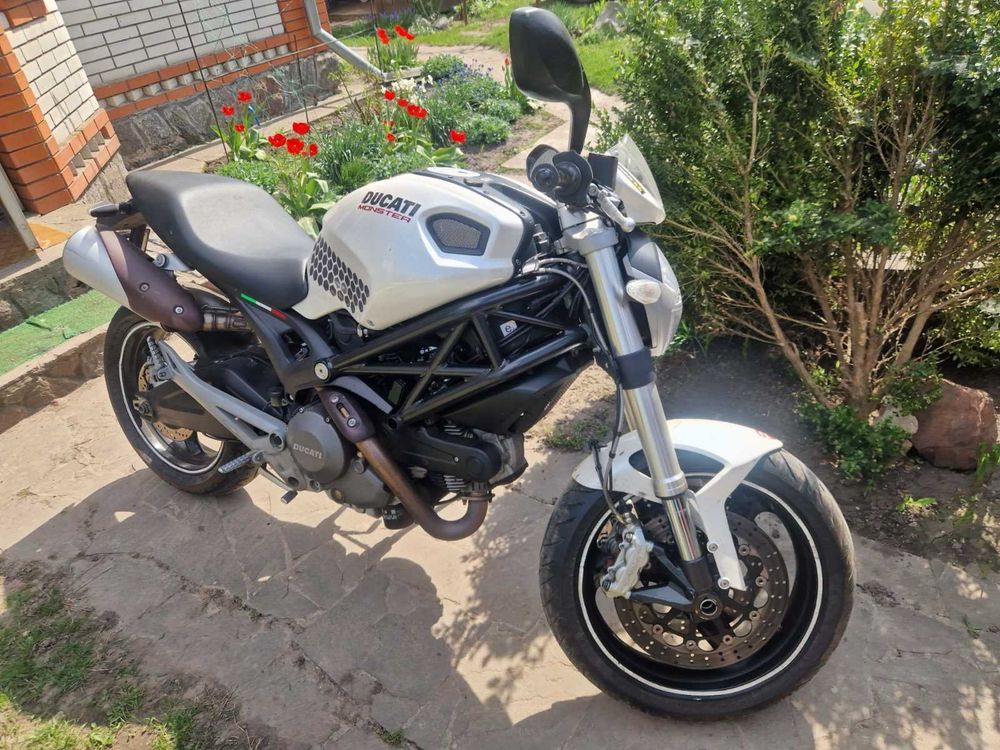 Продам Dukati Monster 696