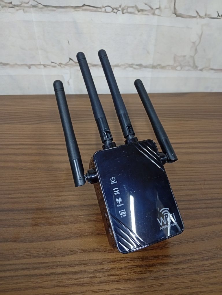 Bezprzewodowy wzmacniacz zasięgu repeater wifi router 300m