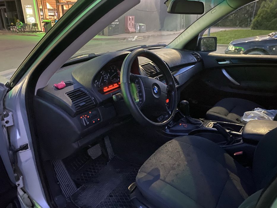 BMW X5 3.0 Dна повному ходу