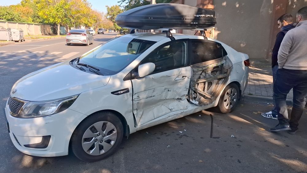 Продам або обміняю кіа ріо