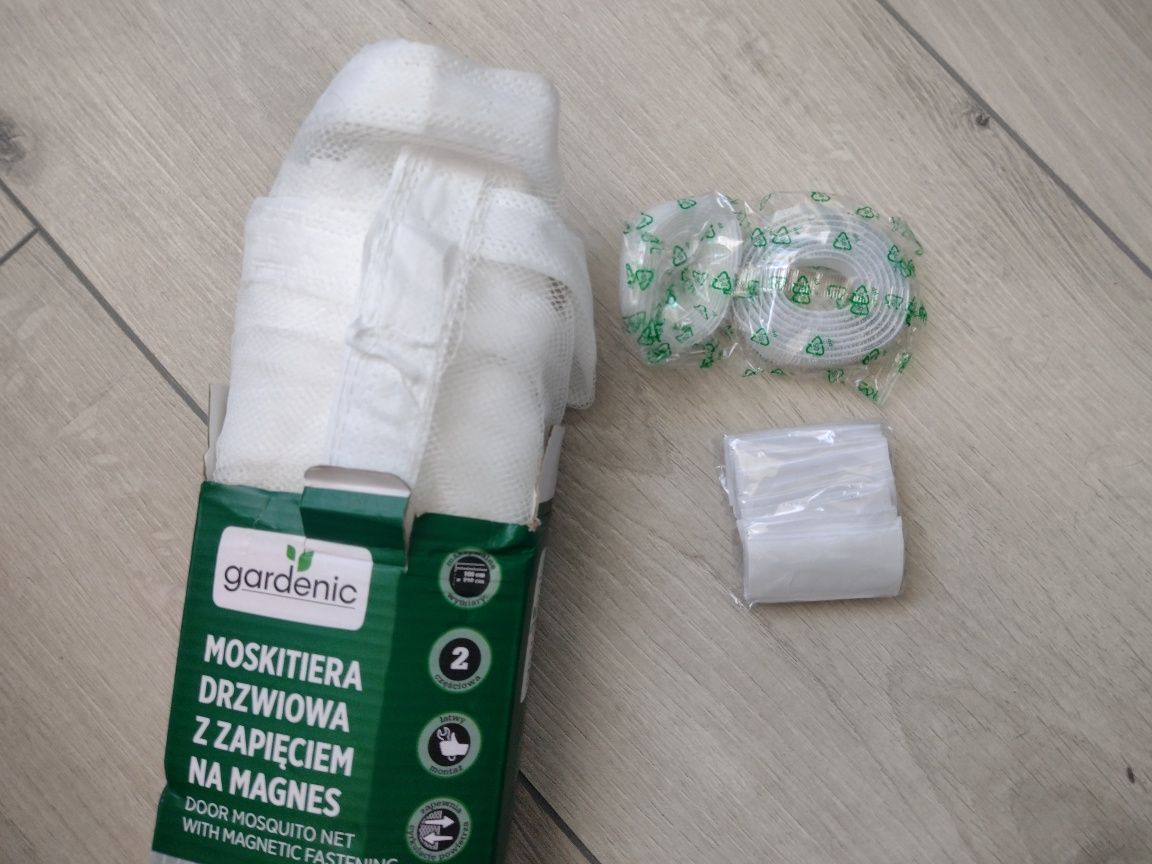 Moskitiera na drzwi
