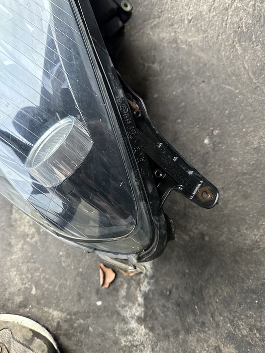 Opel Astra H 3 bi xenon lewy przód skrętny doświetlanie kpl