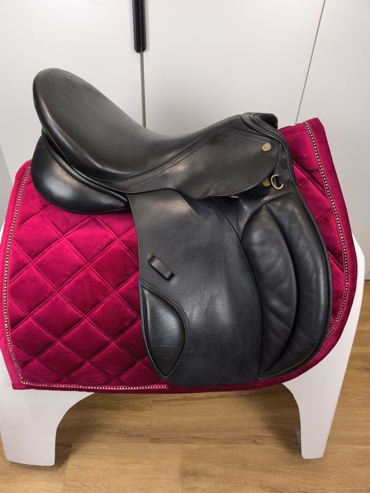 17,5 cali siodło wszechstronne skokowe  John Webb Id.569 cob