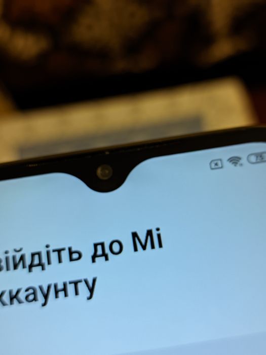 Xiaomi Mi 9 цілий або по запчастинах під прошив без акаунтів без кришк