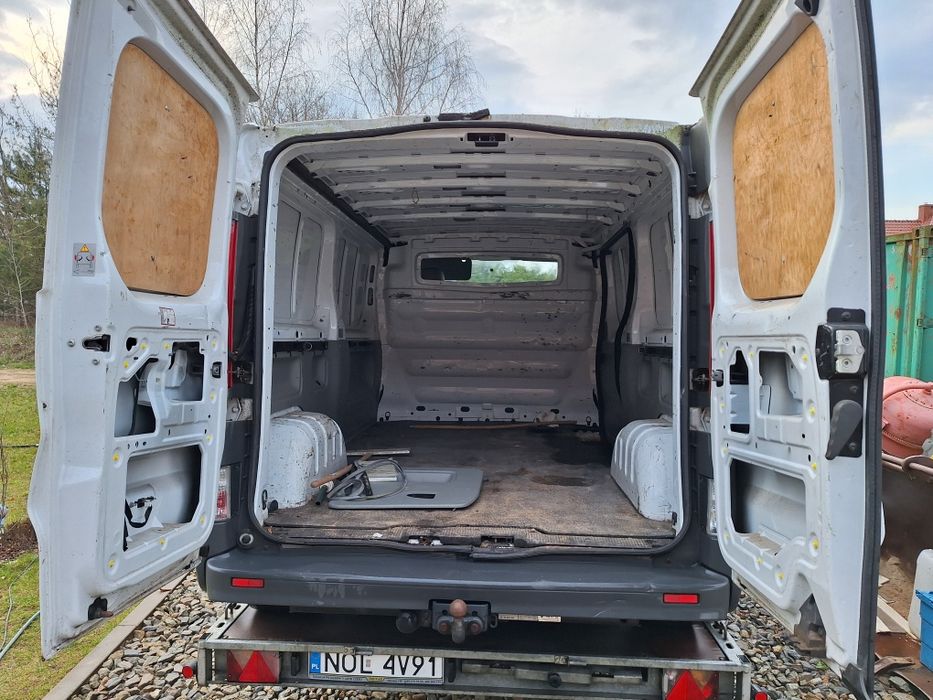 Opel vivaro Lift ( trafic primastar )2011 2.5 cdti na części