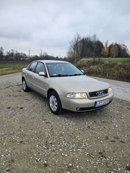Audi A4 B5 1.8 sedan 2 kpl. kół (zimowe,letnie)