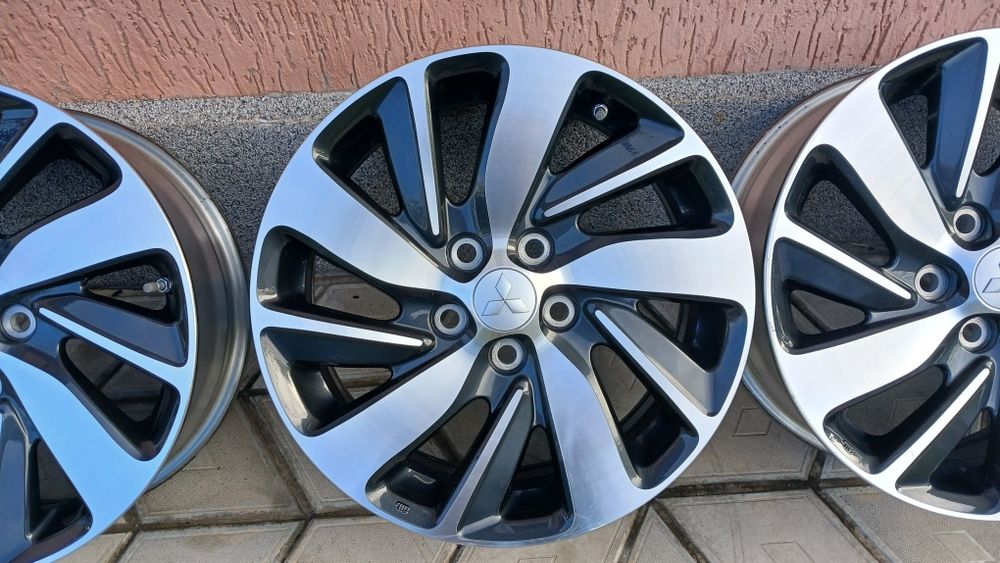 Оригінальні диски титани MITSUBISHI 5/114,3R17 67,1 СТАН НОВИХ