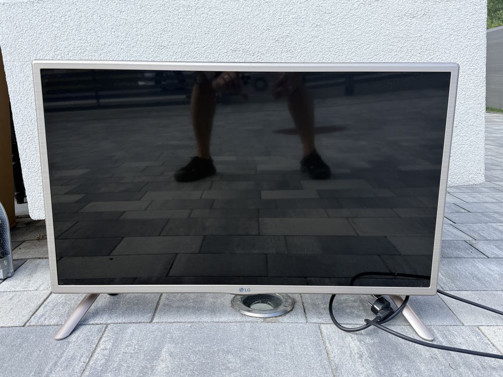 Telewizor LG 32LF5610 32 cale
