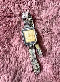 Zegarek damski firmy Łucz wyprodukowany w USSR