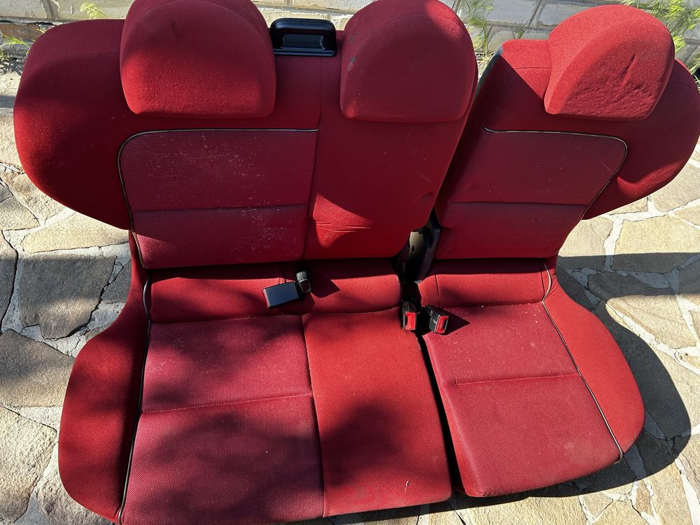 Mitsubishi colt сиденья кресла