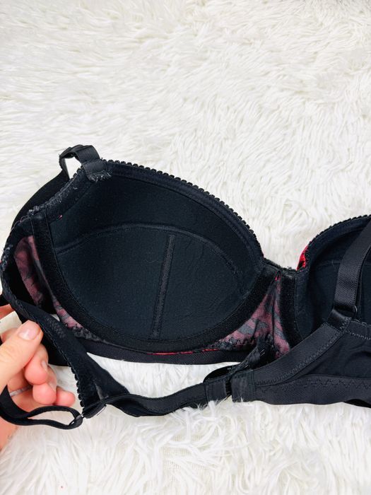 Biustonosz usztywniany 95C czerwony Ann Summers