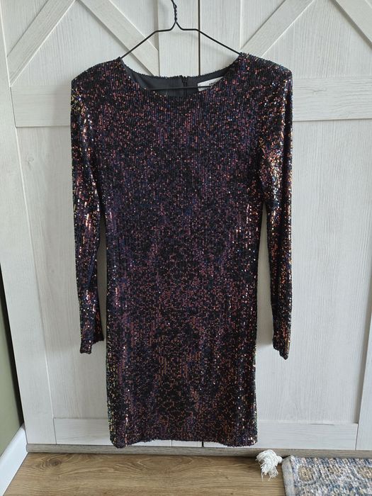 Стильне плаття Mango