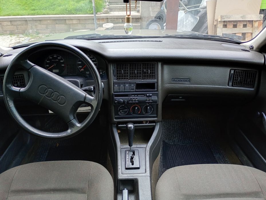Audi 80 b3 automat, uszkodzony