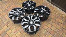 Komplet felg felgi 17"Vw Multivan Transporter T5 T6 amarok