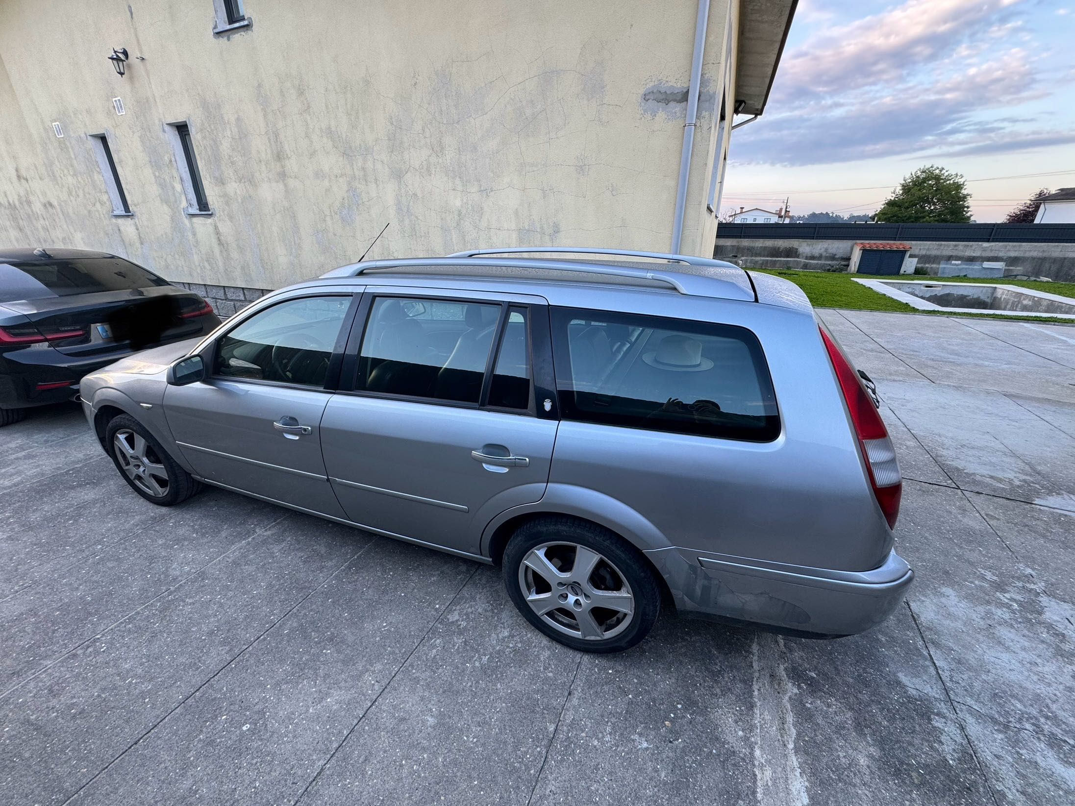 Ford Mondeo Ghia 2004